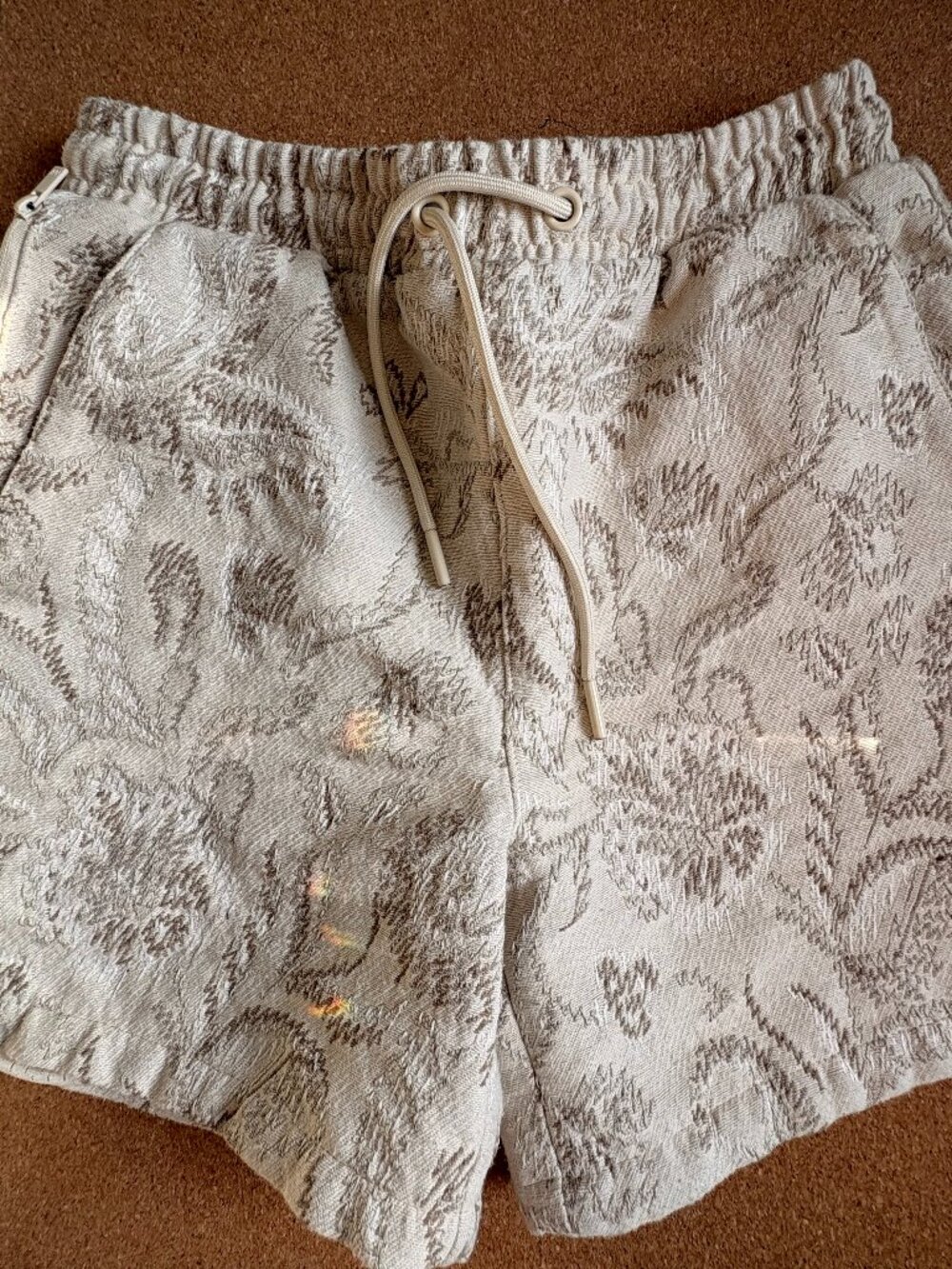 Maison Article Men's Small Woven Shorts Toile Nature Print Drawstring Cream Tan